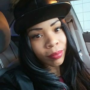 Meet your Posher, Dreama